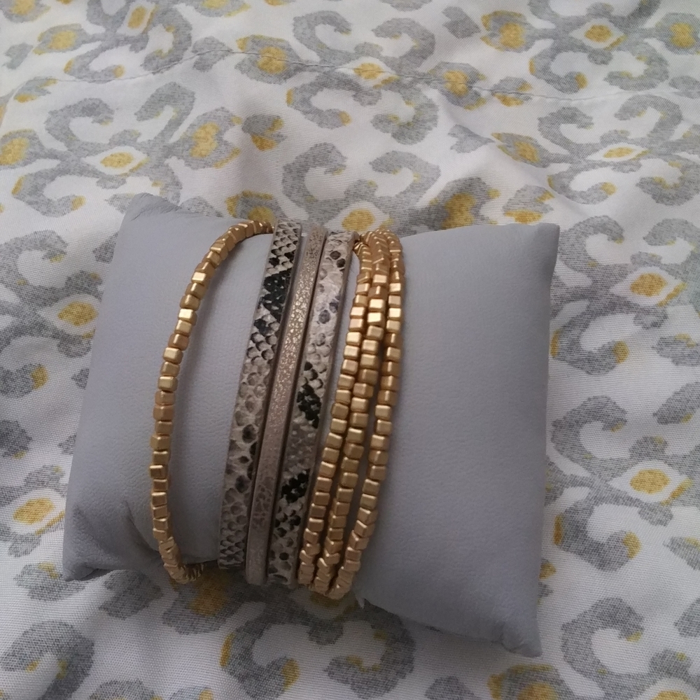 Layered beads leather bracelet.